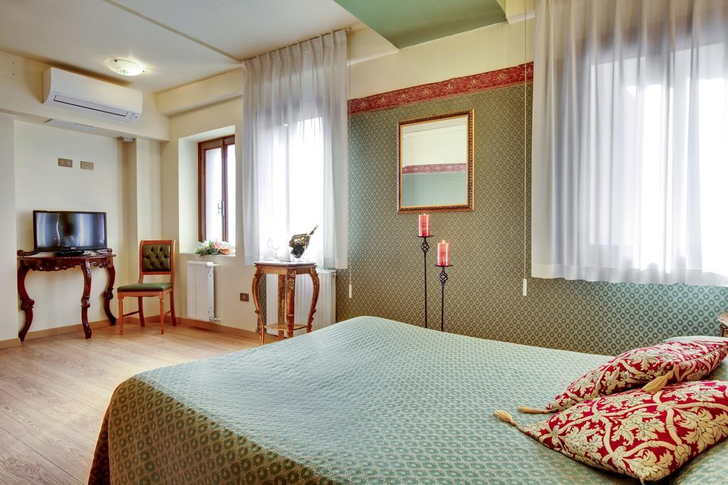 Locanda Antico Fiore Венеція Екстер'єр фото