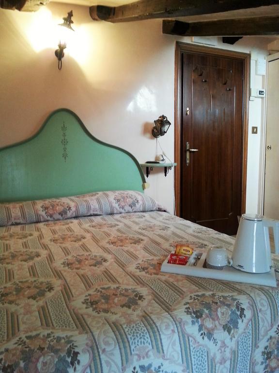 Locanda Antico Fiore Венеція Екстер'єр фото