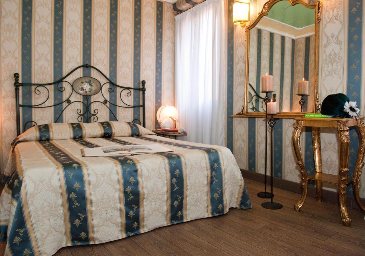 Locanda Antico Fiore Венеція Екстер'єр фото